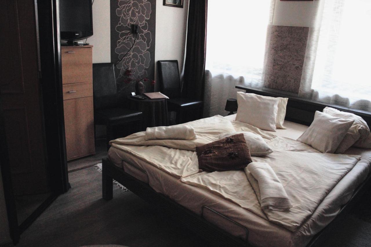 Bed and Breakfast Pannonhalma Panzio Exteriér fotografie